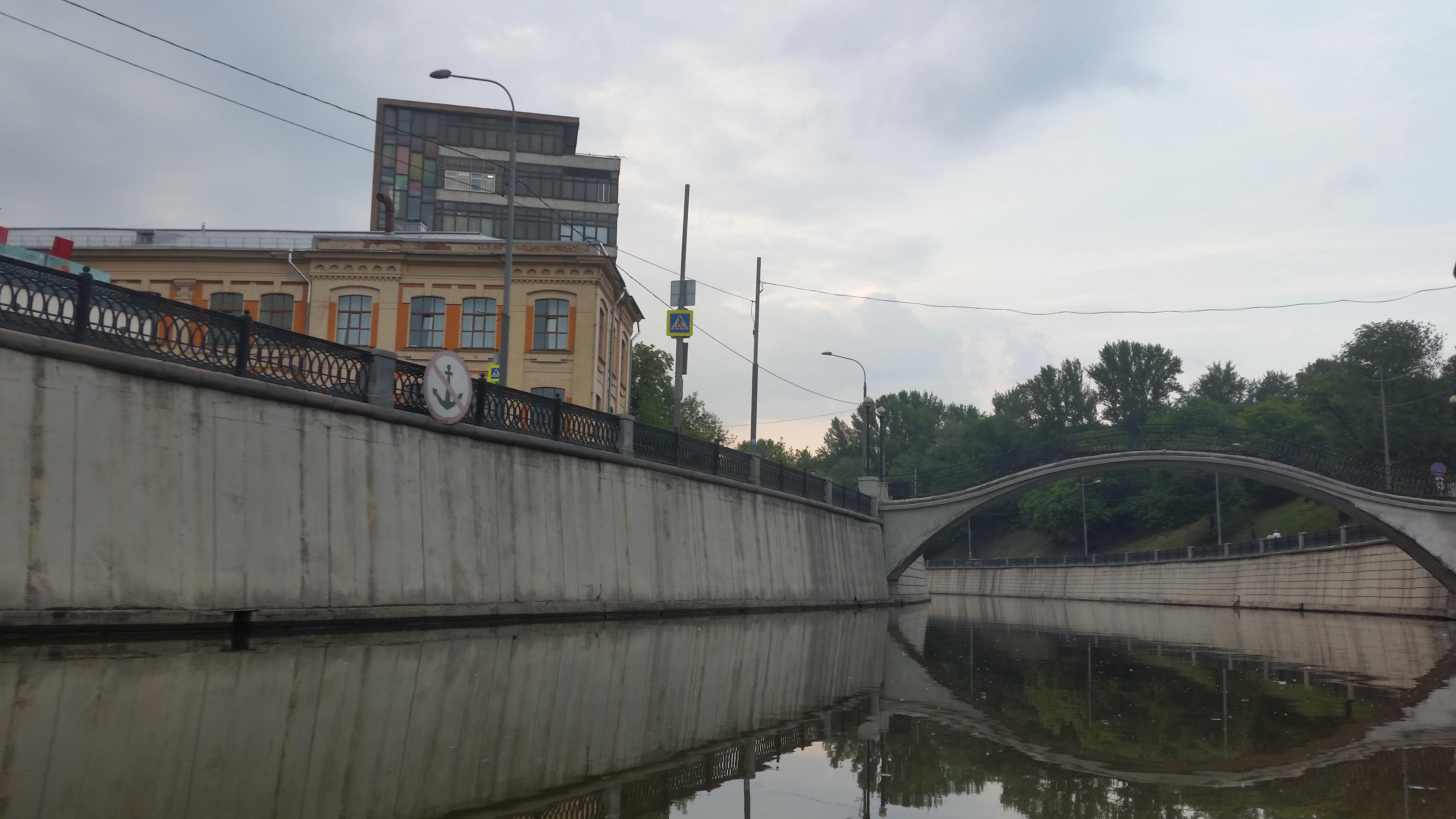 Речная прогулка по Яузе на катере и теплоходе, экскурсия по реке Яуза в  Москве